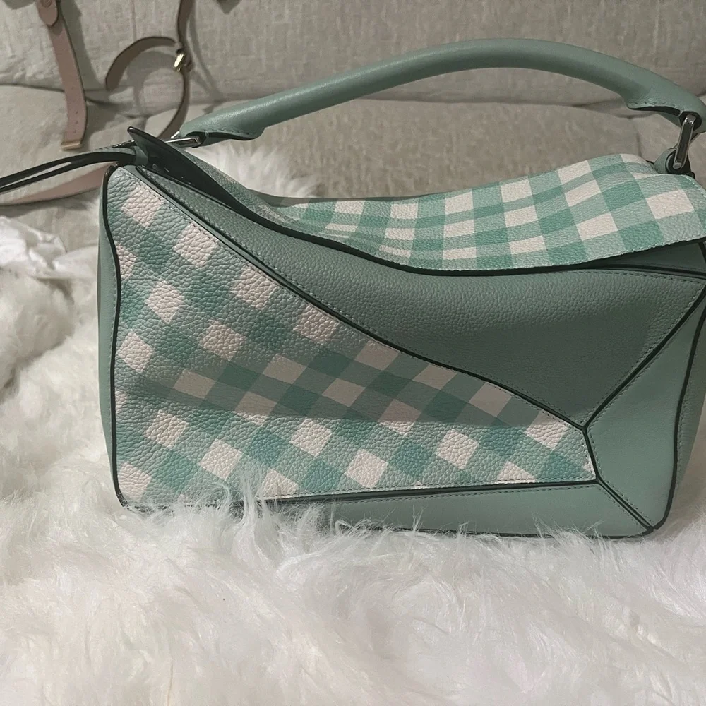 Loewe Puzzle Bag - Picture 1 of 10